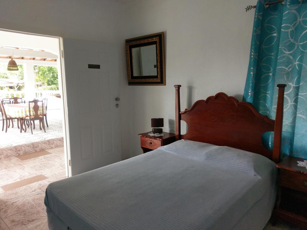 פורט אנטוניו Polish Princess Guest House מראה חיצוני תמונה