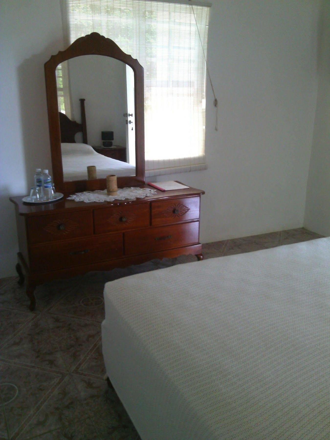 פורט אנטוניו Polish Princess Guest House מראה חיצוני תמונה