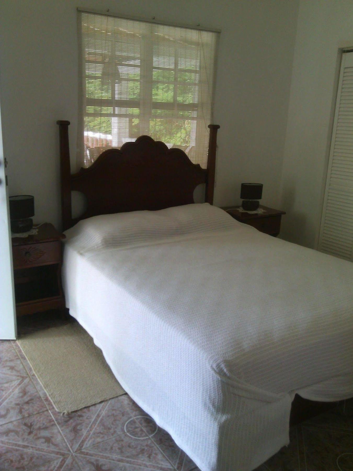 פורט אנטוניו Polish Princess Guest House מראה חיצוני תמונה