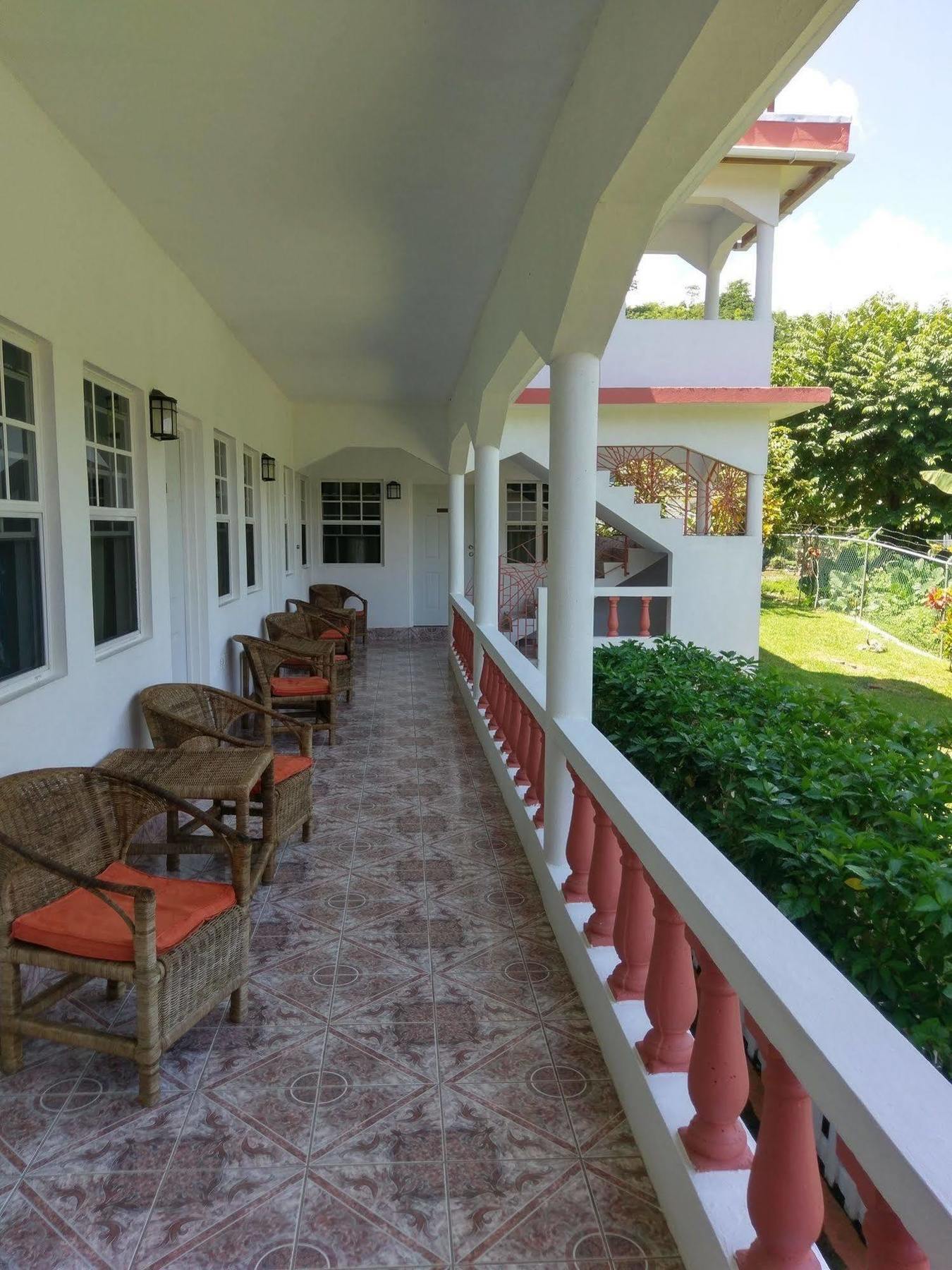 פורט אנטוניו Polish Princess Guest House מראה חיצוני תמונה